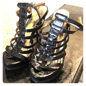 Barely worn 7.5 Sam Edelman gladiator heels